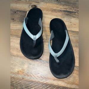 Olukai Ho’opio Sandals Flip Flops Black/White Womens Size 9.5